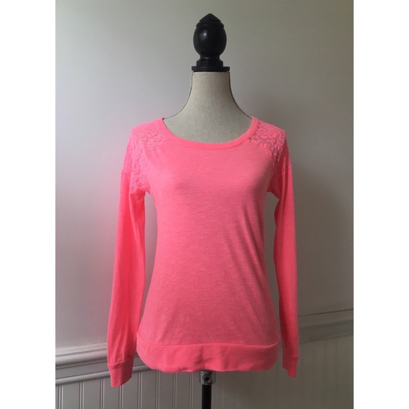 PINK VS Lace Shoulder Raglan Long Sleeve Tee Size XS - Picture 2 of 8